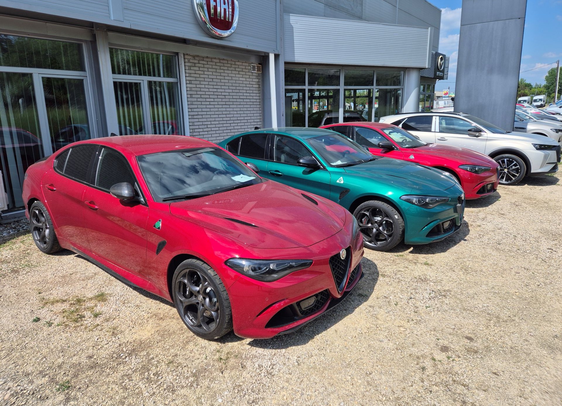 imitalt-giulia-quadrifoglio-carnet-hir.jpg