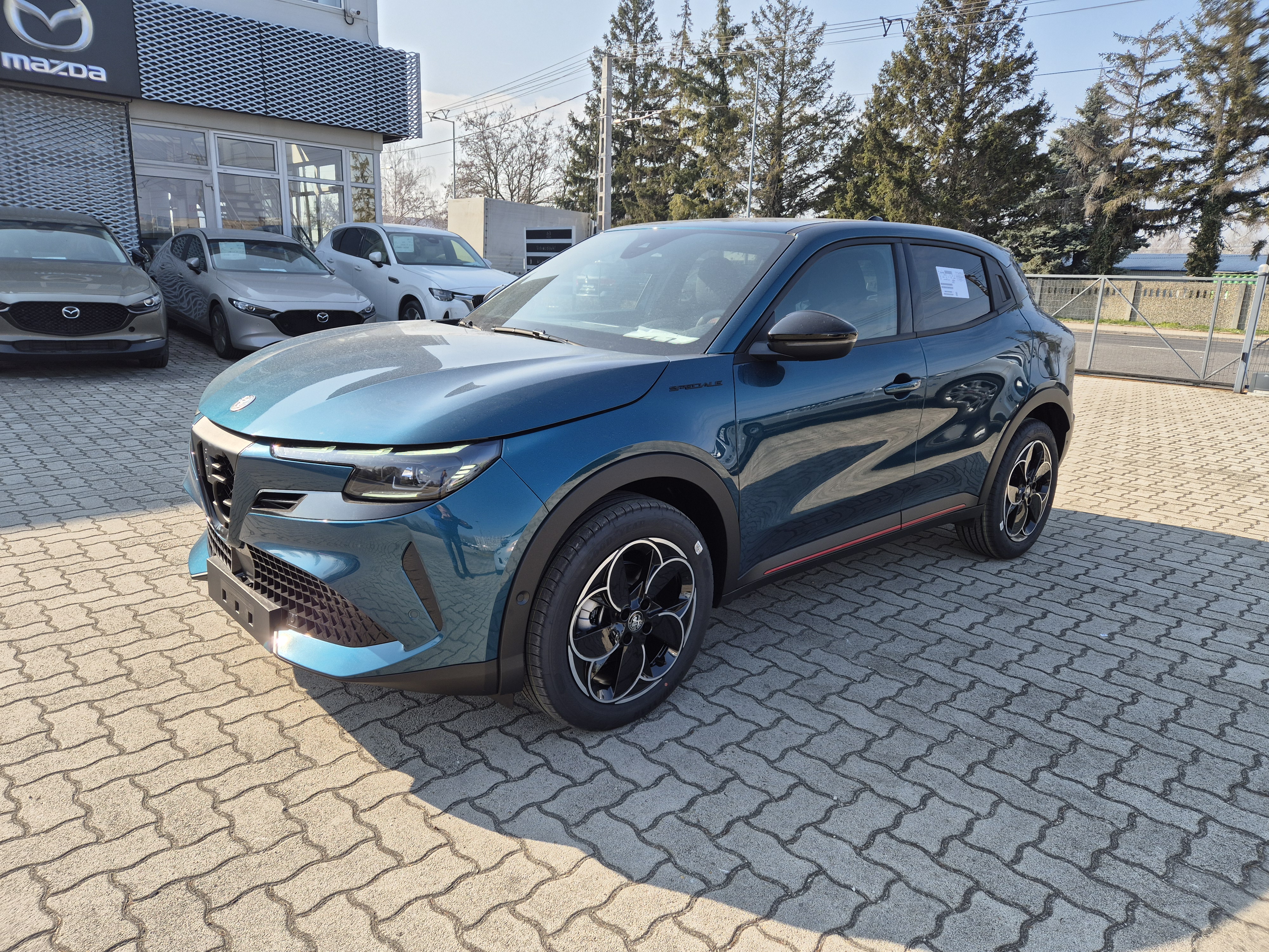 alfa-romeo-junior-speciale-carnet-riegler-keszlet-zold