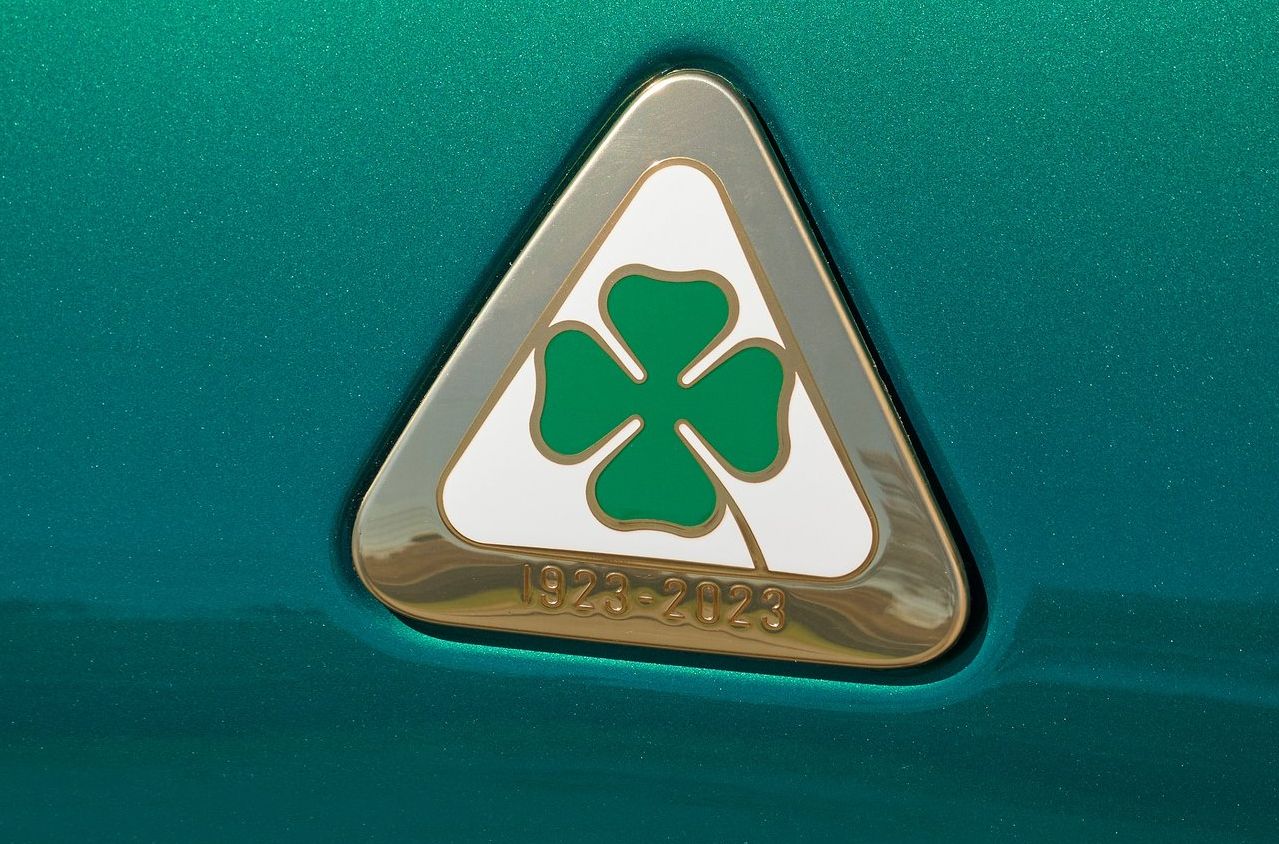 alfa-romeo-qv-keszletakcio-carnet