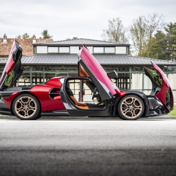 Formatervezési elismerést kapott az Alfa Romeo 33 Stradale 
