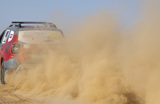 Rallye-Aicha-des-Gazelles-duster
