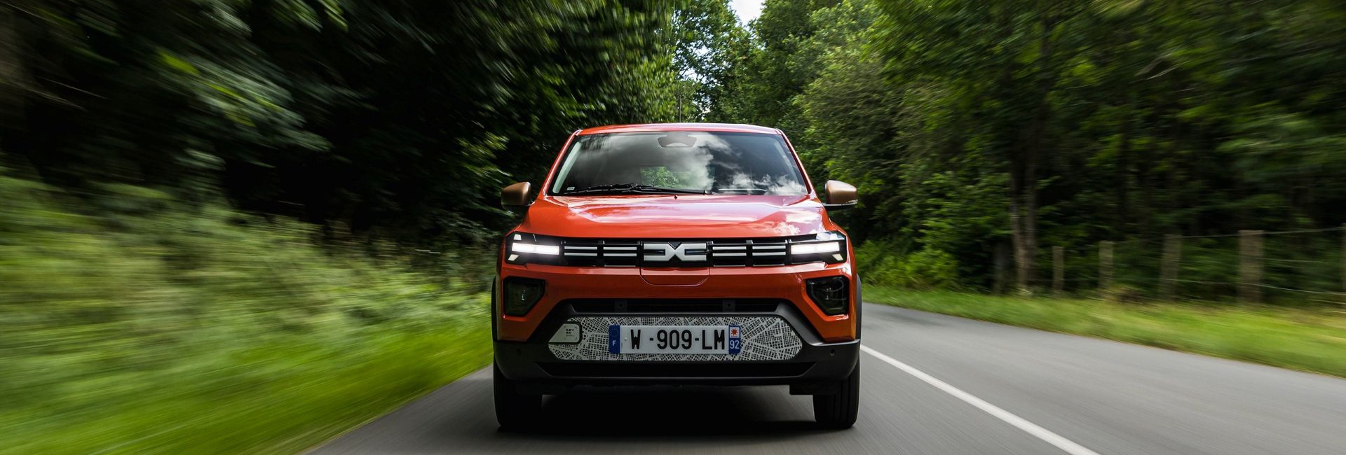 Felborult a papírforma, bankot robbantott a Dacia