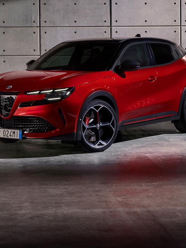 Alfa Romeo Junior - Már bruttó 15.490.000 Ft-tól!*