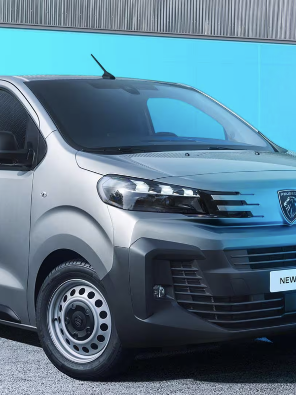Peugeot e-Expert L2 50kWh - 9.399.000 Ft+Áfától