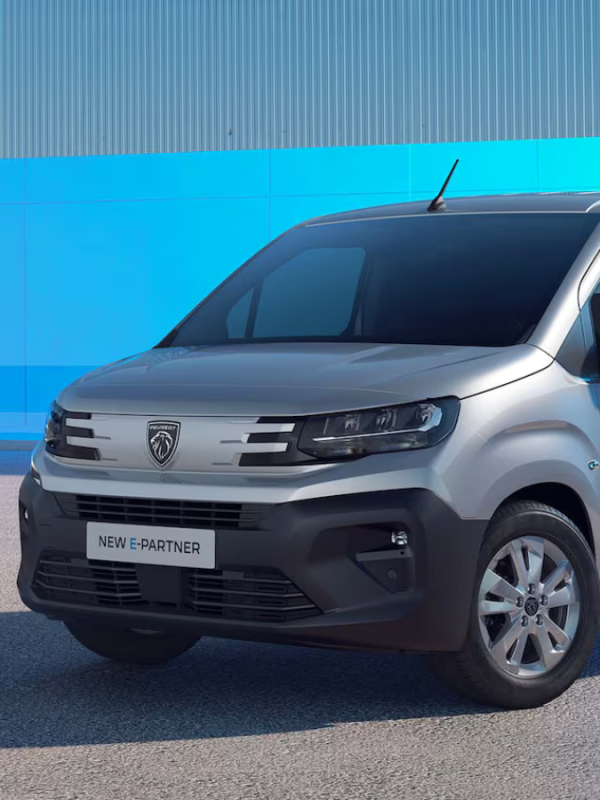 Peugeot e-Partner L1 50kWh - 7.499.000 Ft+Áfától