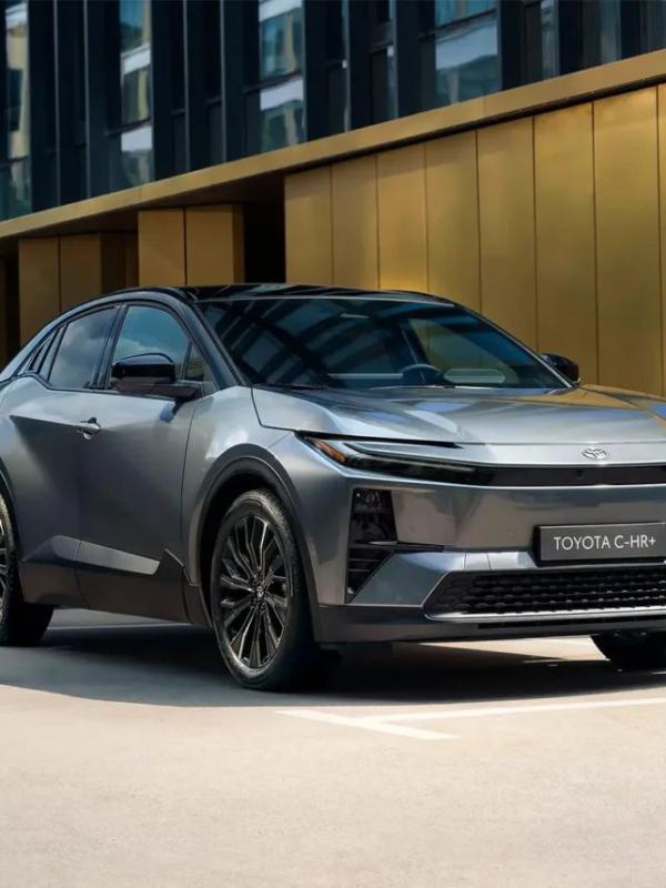 Toyota C-HR + / Már 14.890.000 Ft-tól!*