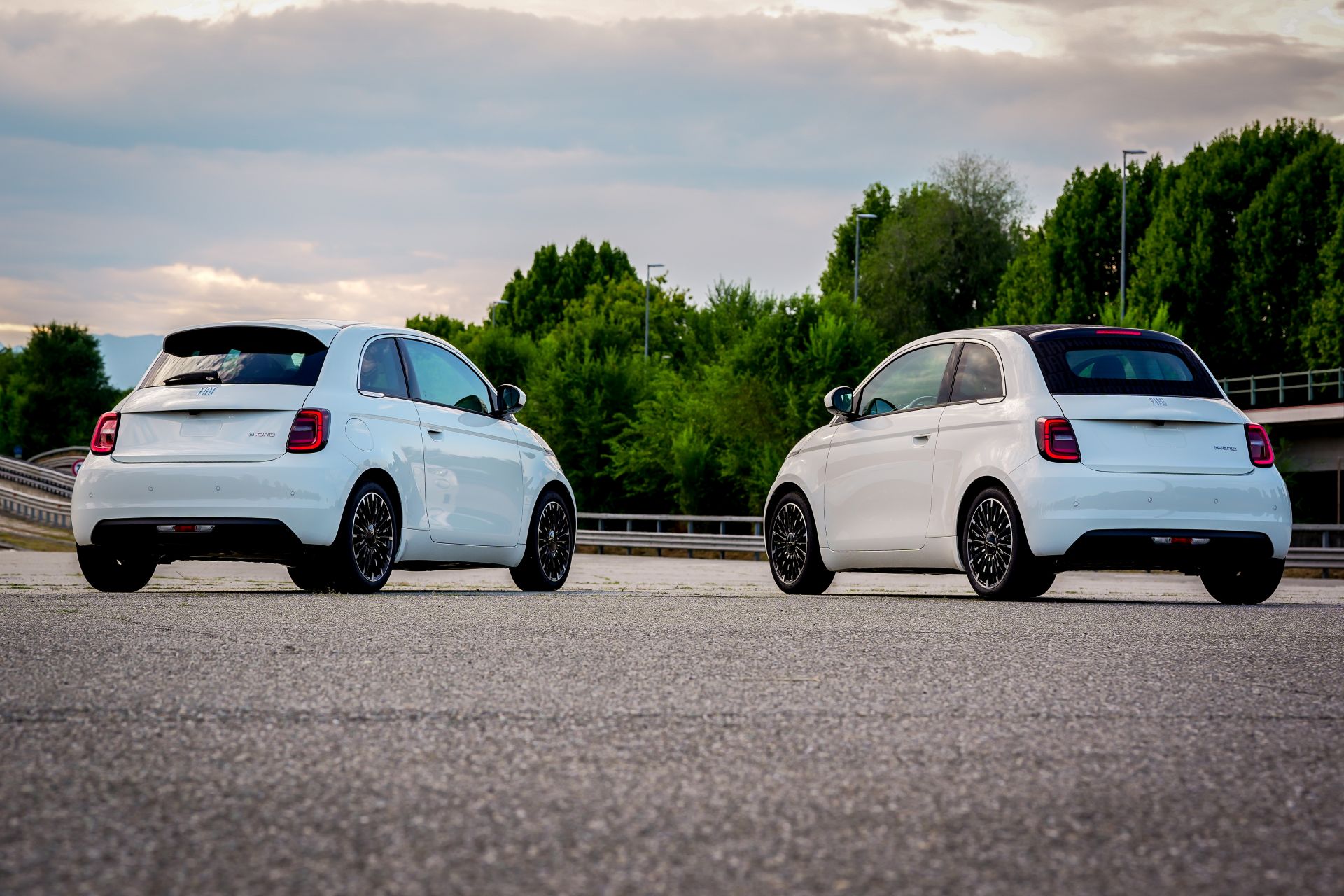 Novemberben kezdik gyártani a Fiat 500 hibrid változatát