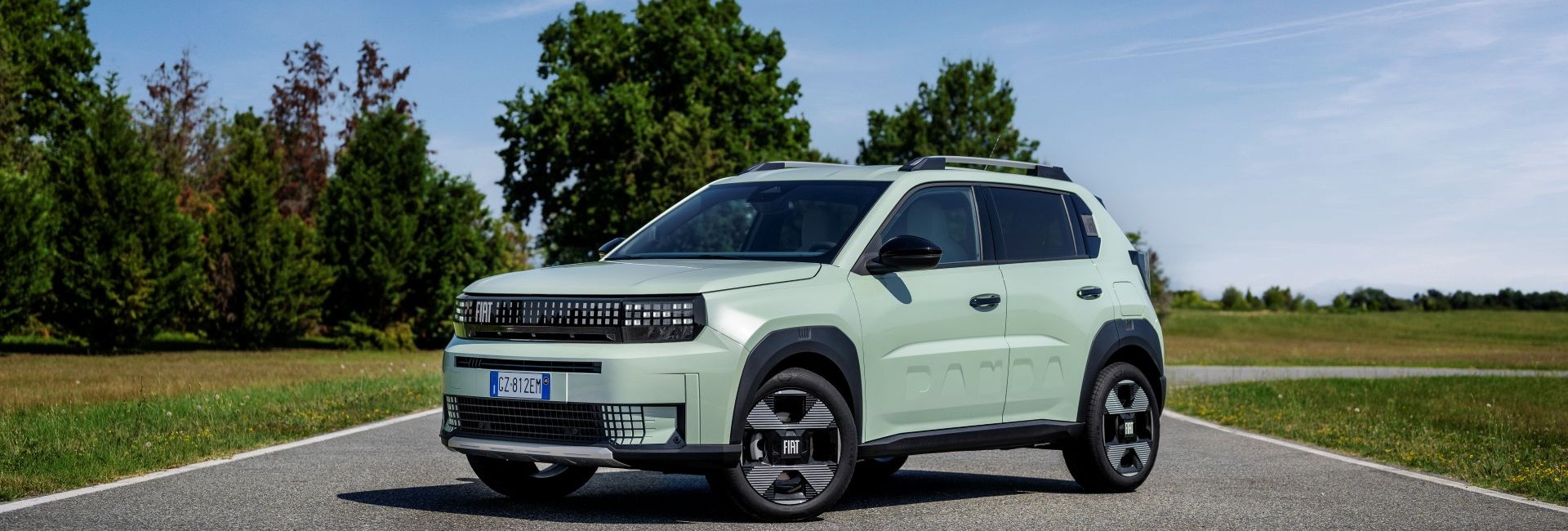 Jön a benzines, kéziváltós Fiat Grande Panda