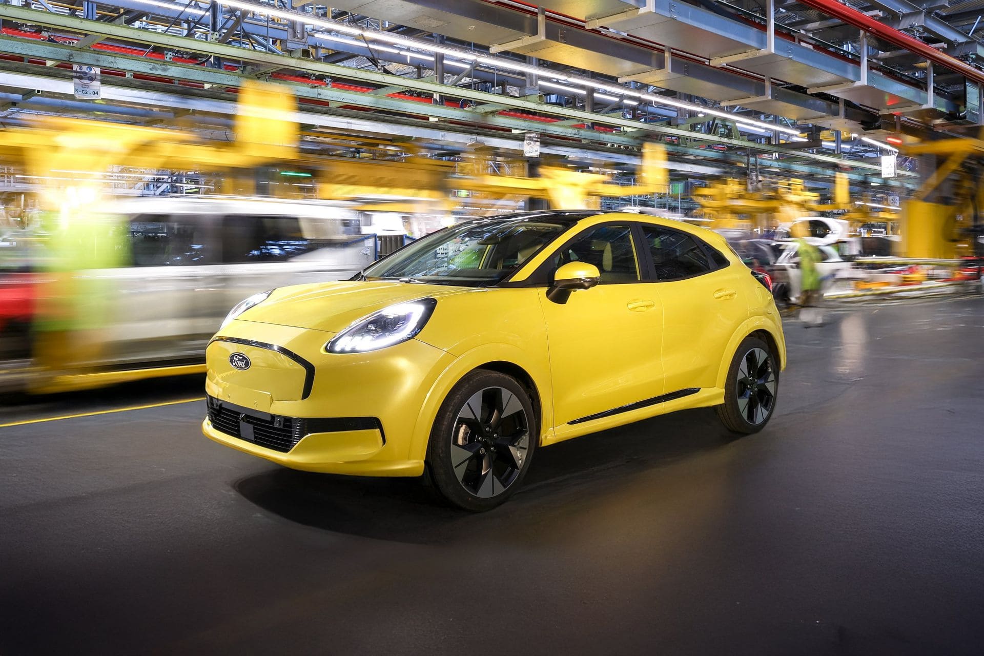 2025-bovul-a-ford-elektromos-kinalata-carnet-hir-5