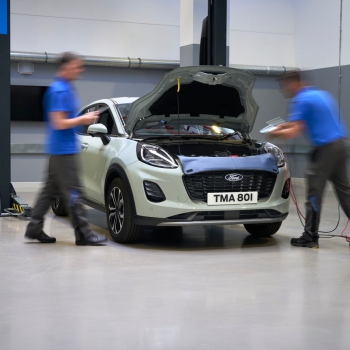 Ford Expressz Szerviz