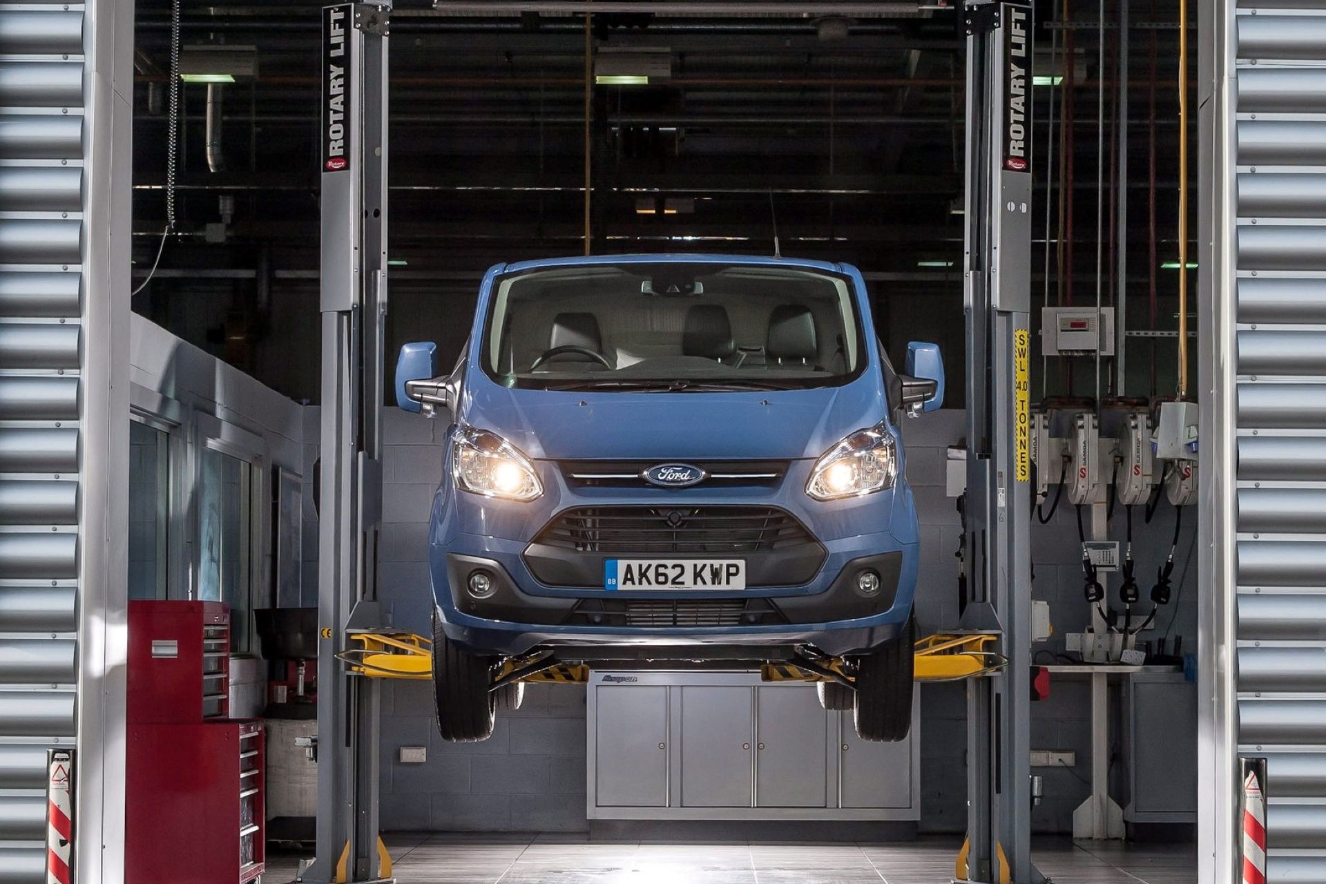 ford-transit-carnet-hir