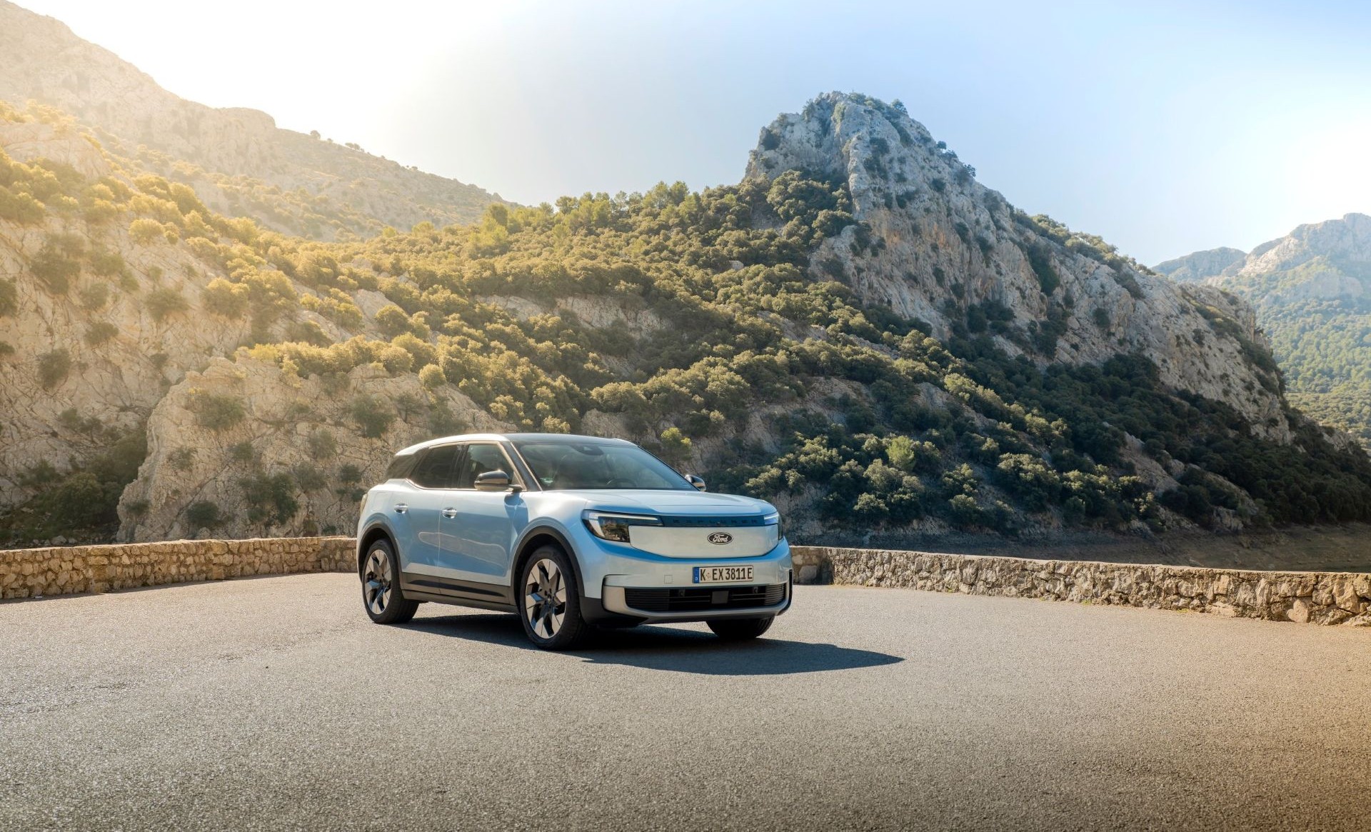 Tovább bírják, jobban tudják a Ford családi villanyautói