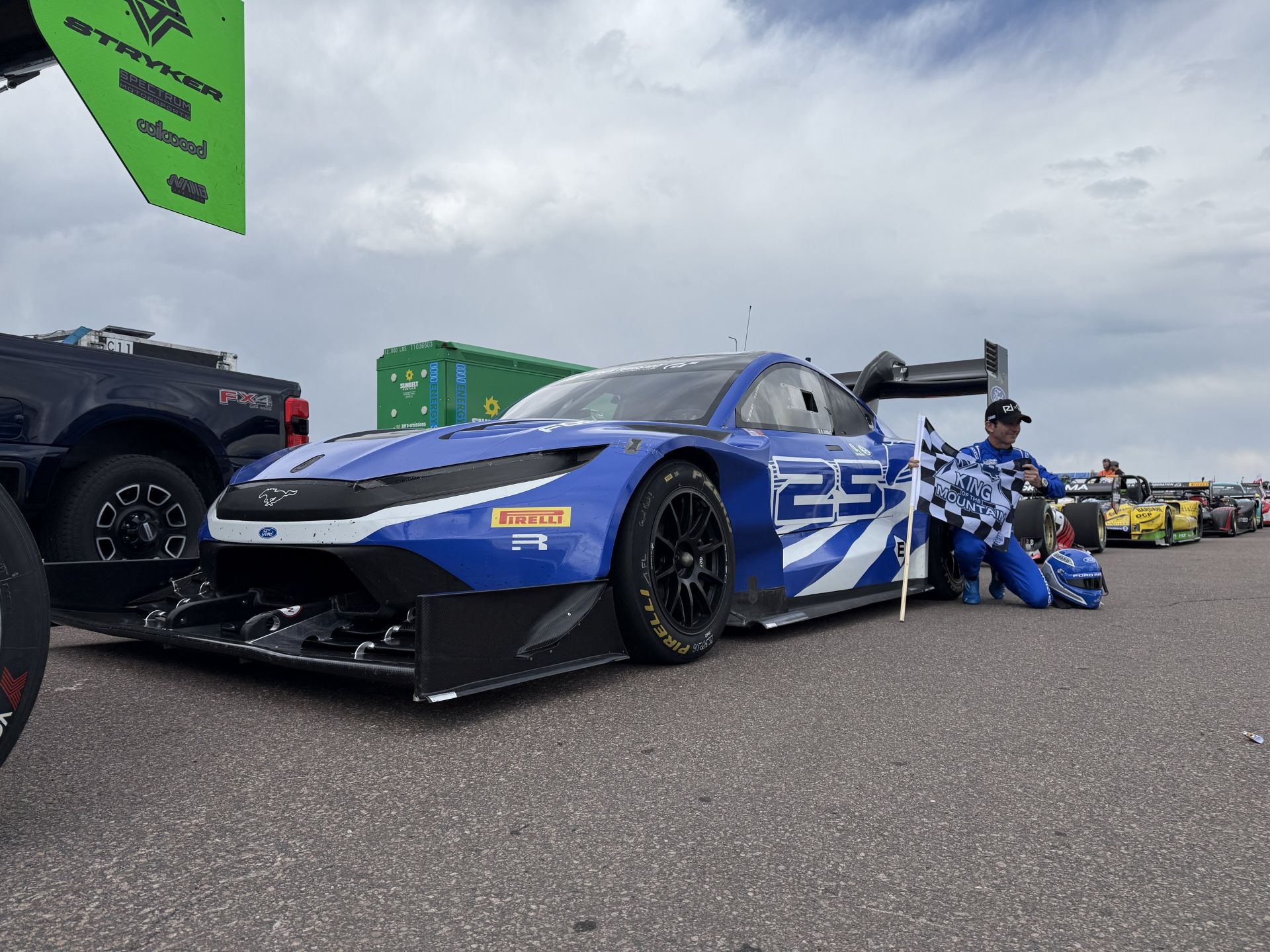 2026-romain-dumas-and-super-mustang-mach-e-ev-demonstrator-pikes-peak-carnet-hir-2