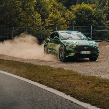 Több személyiséget rejt a Ford villanyautója