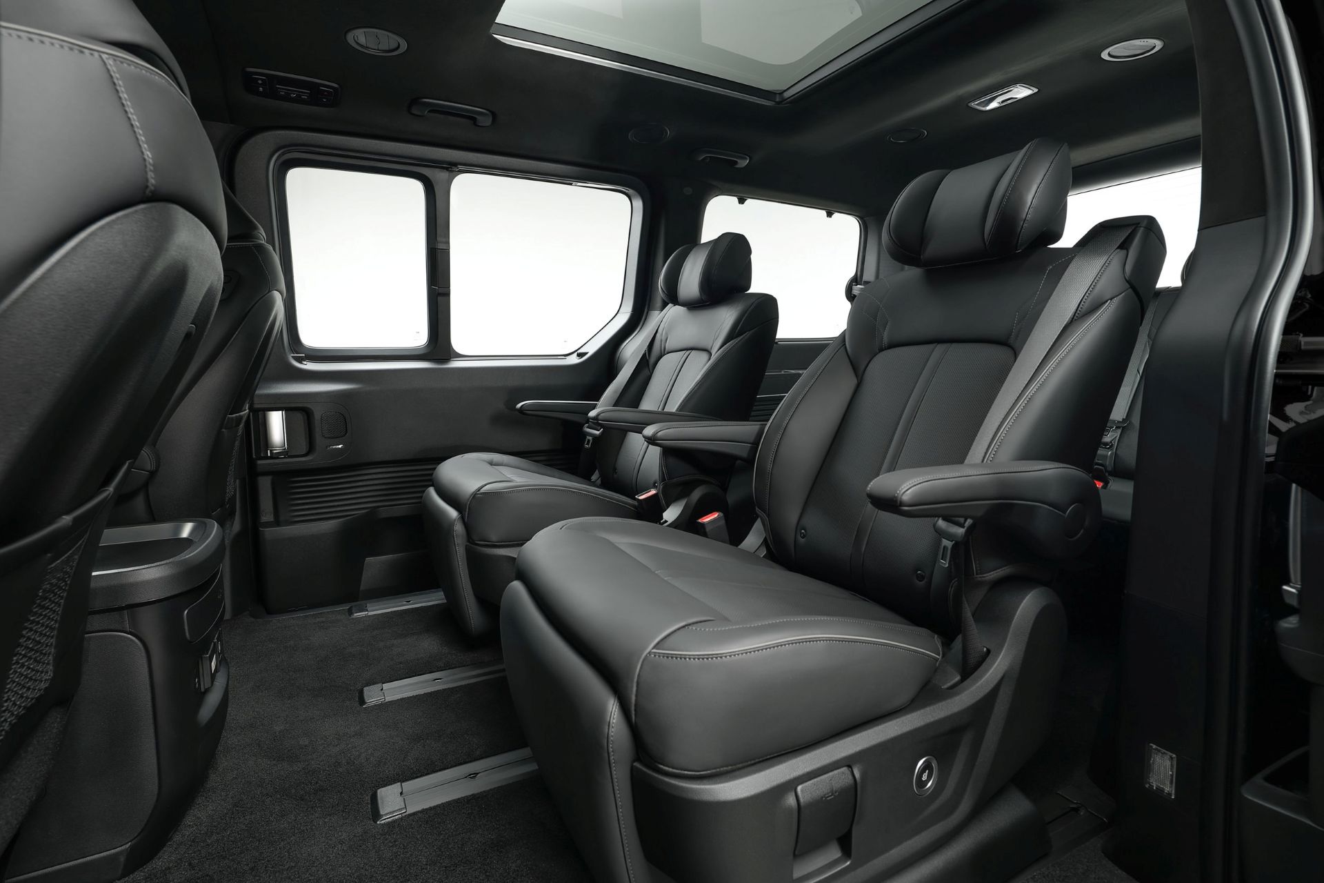 hyundai-staria-electric-carnet-hir-4