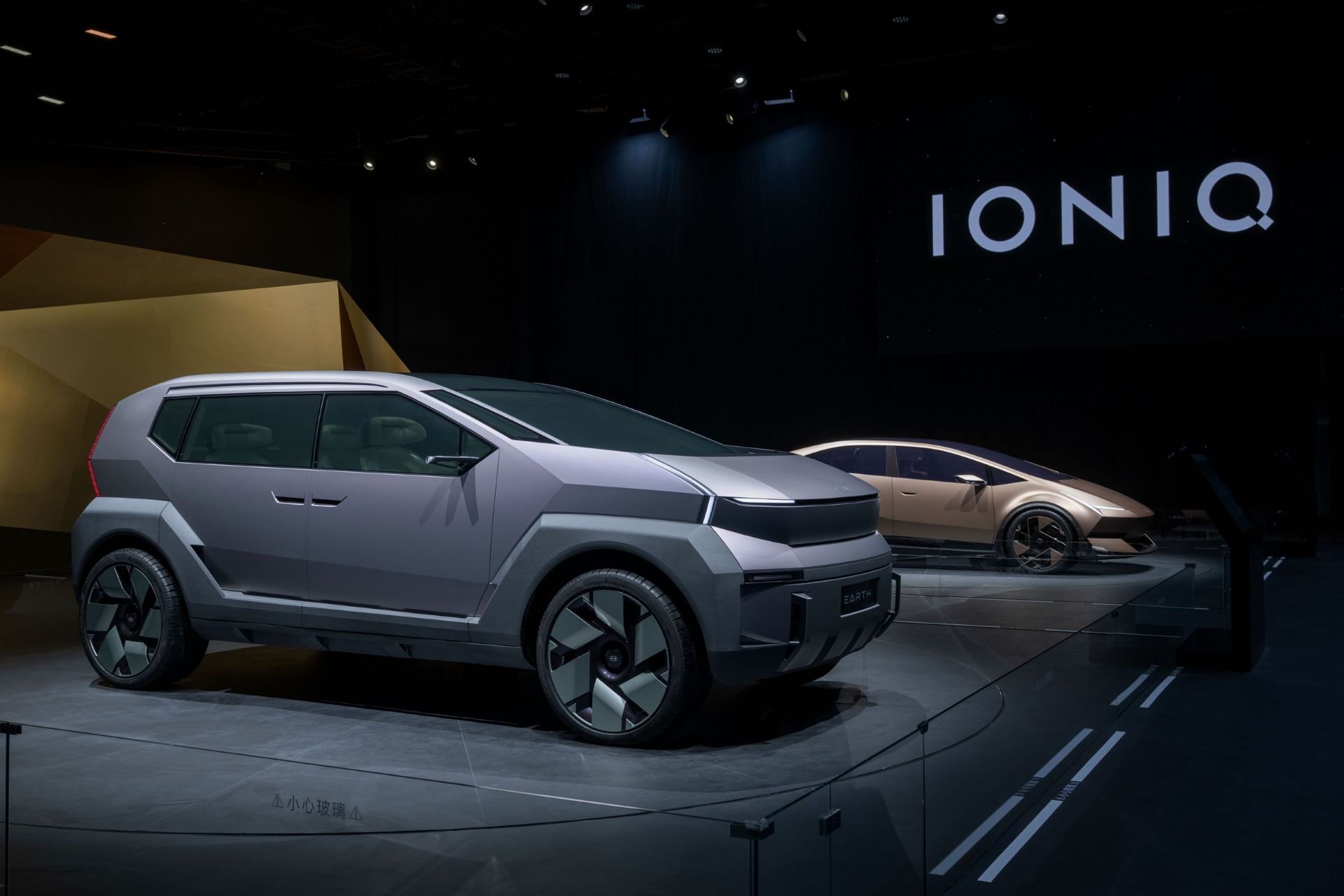 hyundai-ioniq-earth-tanulmanyauto-carnet-hir
