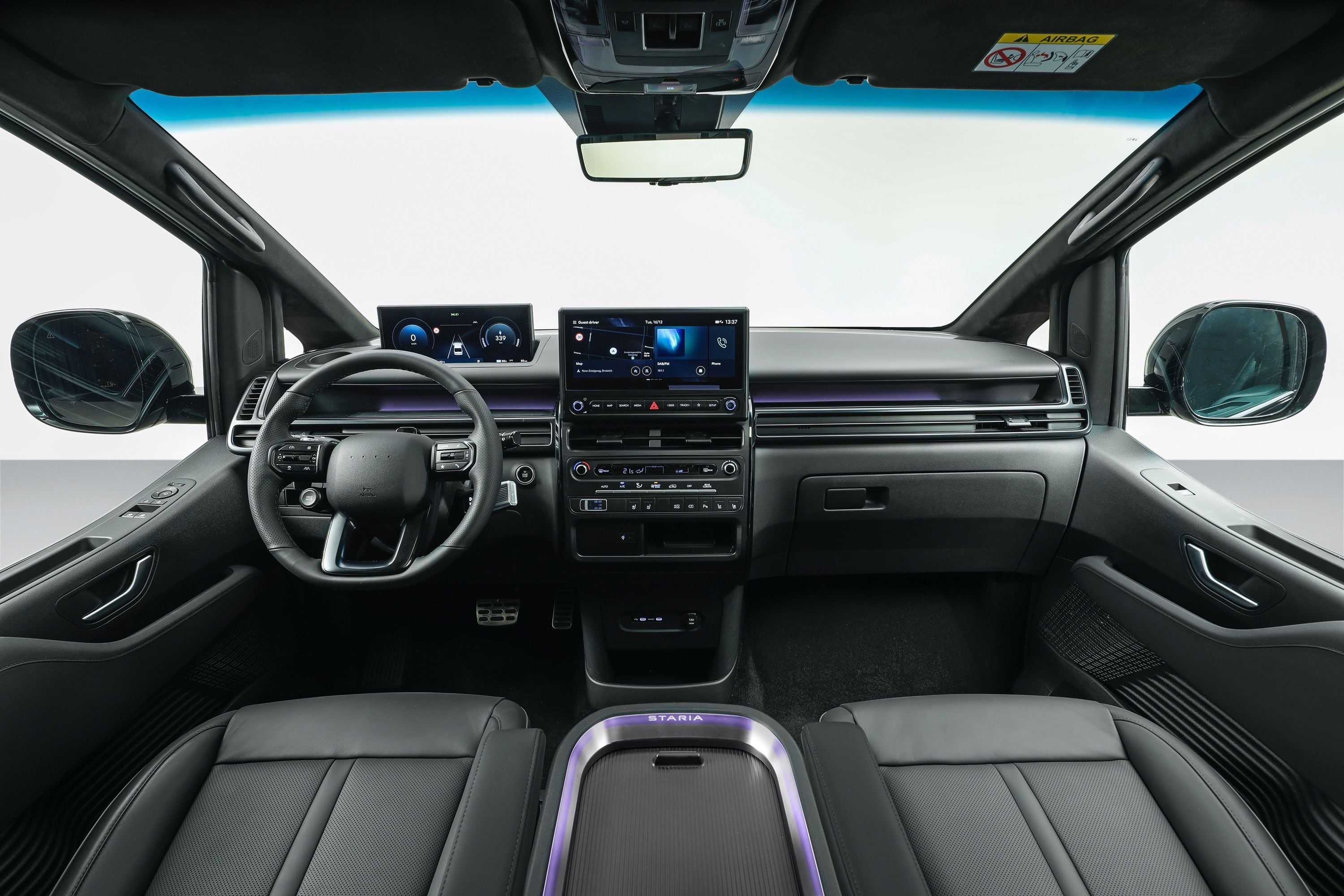 uj-hyundai-STARIA-electric