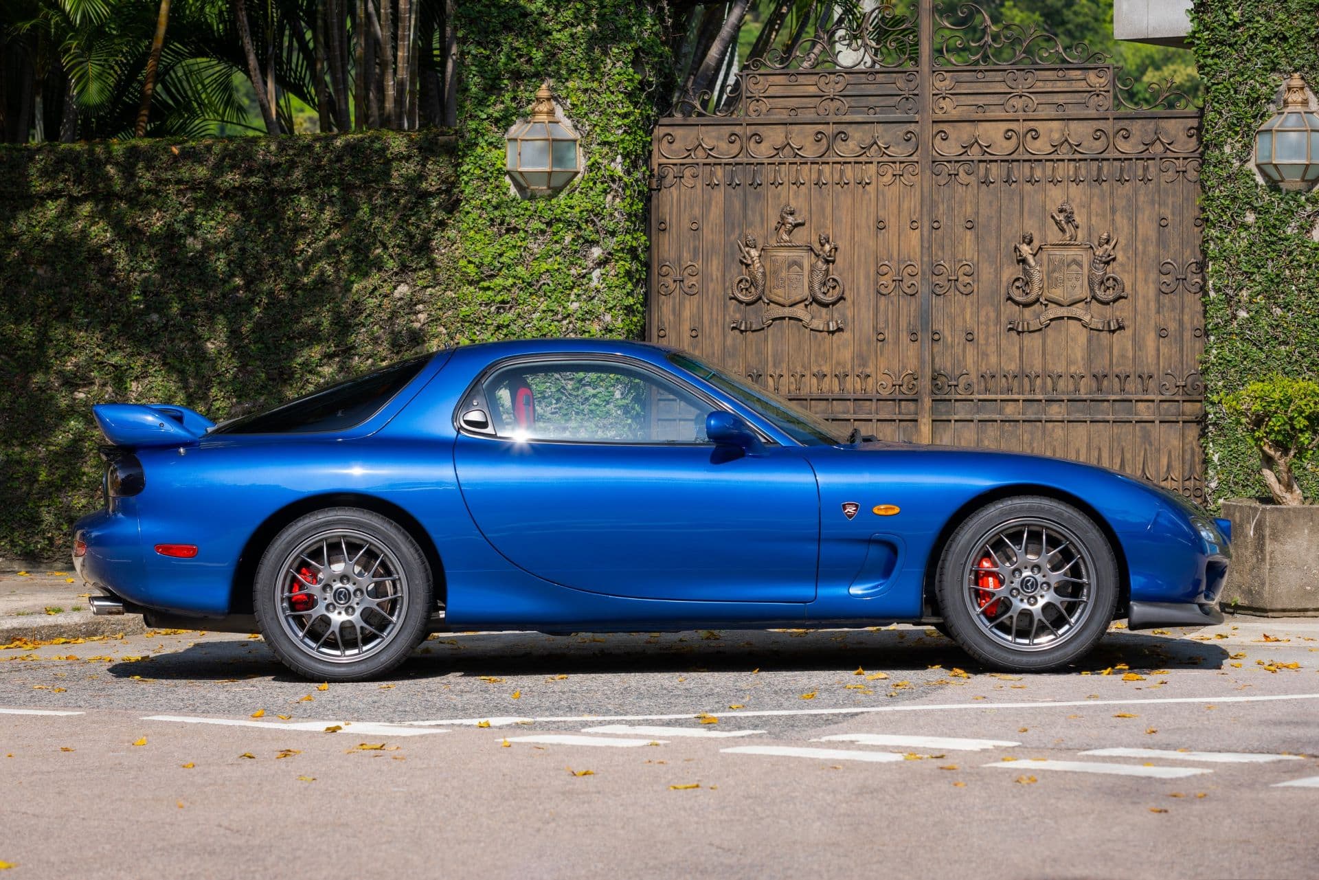 2002-mazda-rx-7-spirit-r-type-a-carnet-hir