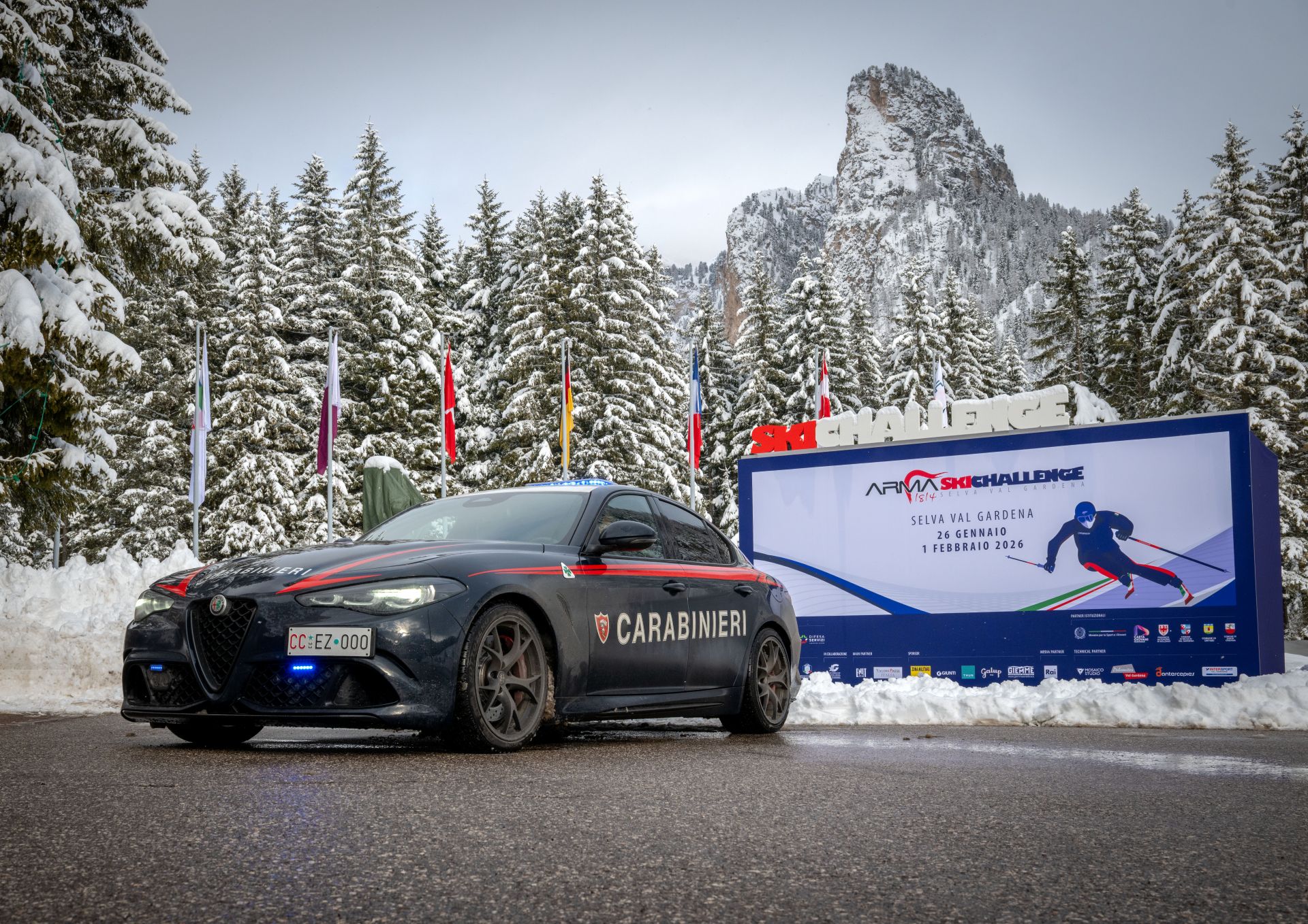 giulia-quadrifoglio-carabinieri-carnet-hir-2