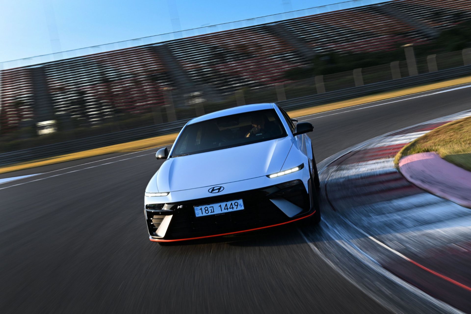 hyundai-ioniq-6-n-korea-international-circuit-carnet-hir