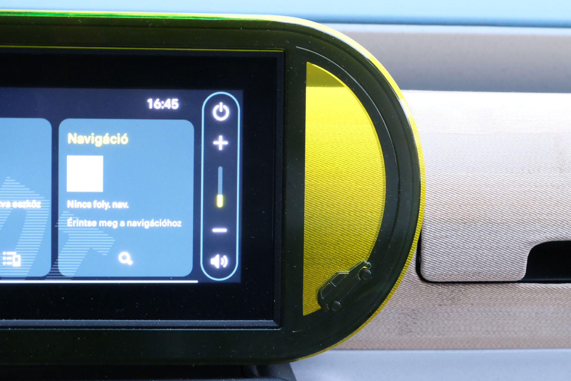 uj-fiat-grande-panda-carnet-hir-4.