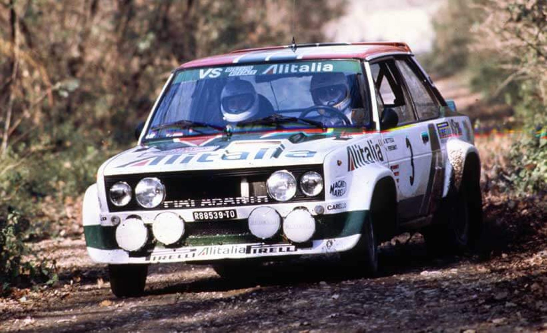 fiat-131-abarth-carnet-hir