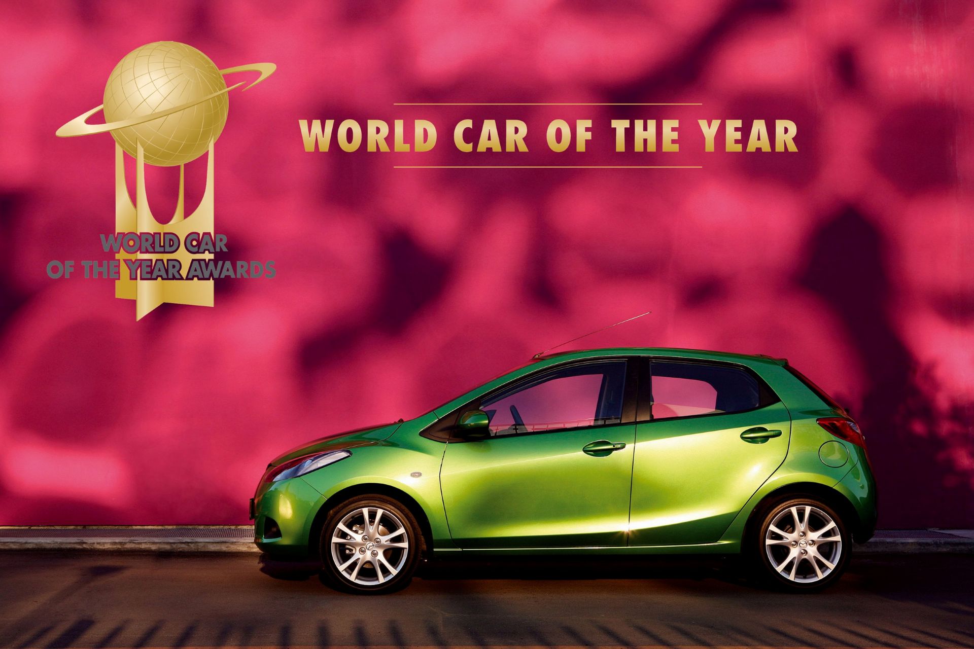 mazda2-wcoty-award-carnet-hir