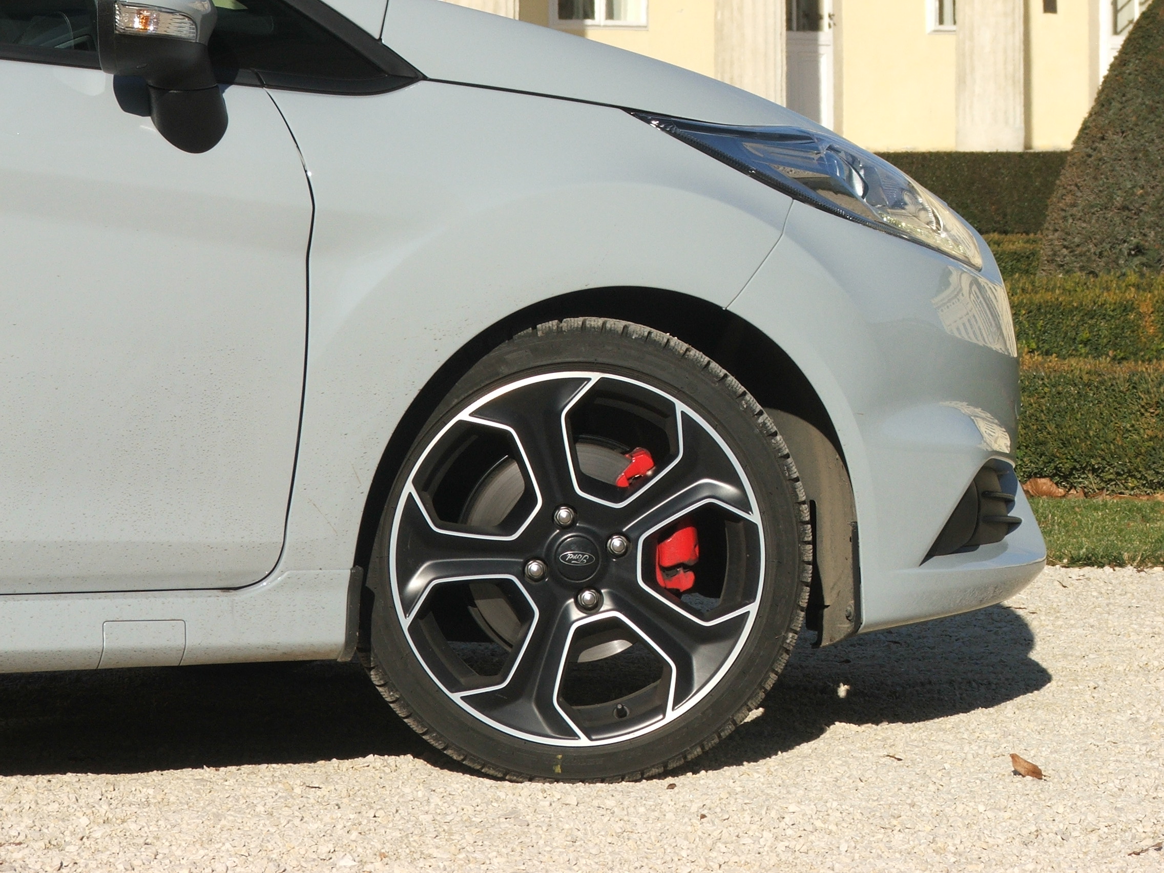 ford-fiesta-st-carnet-hir-2