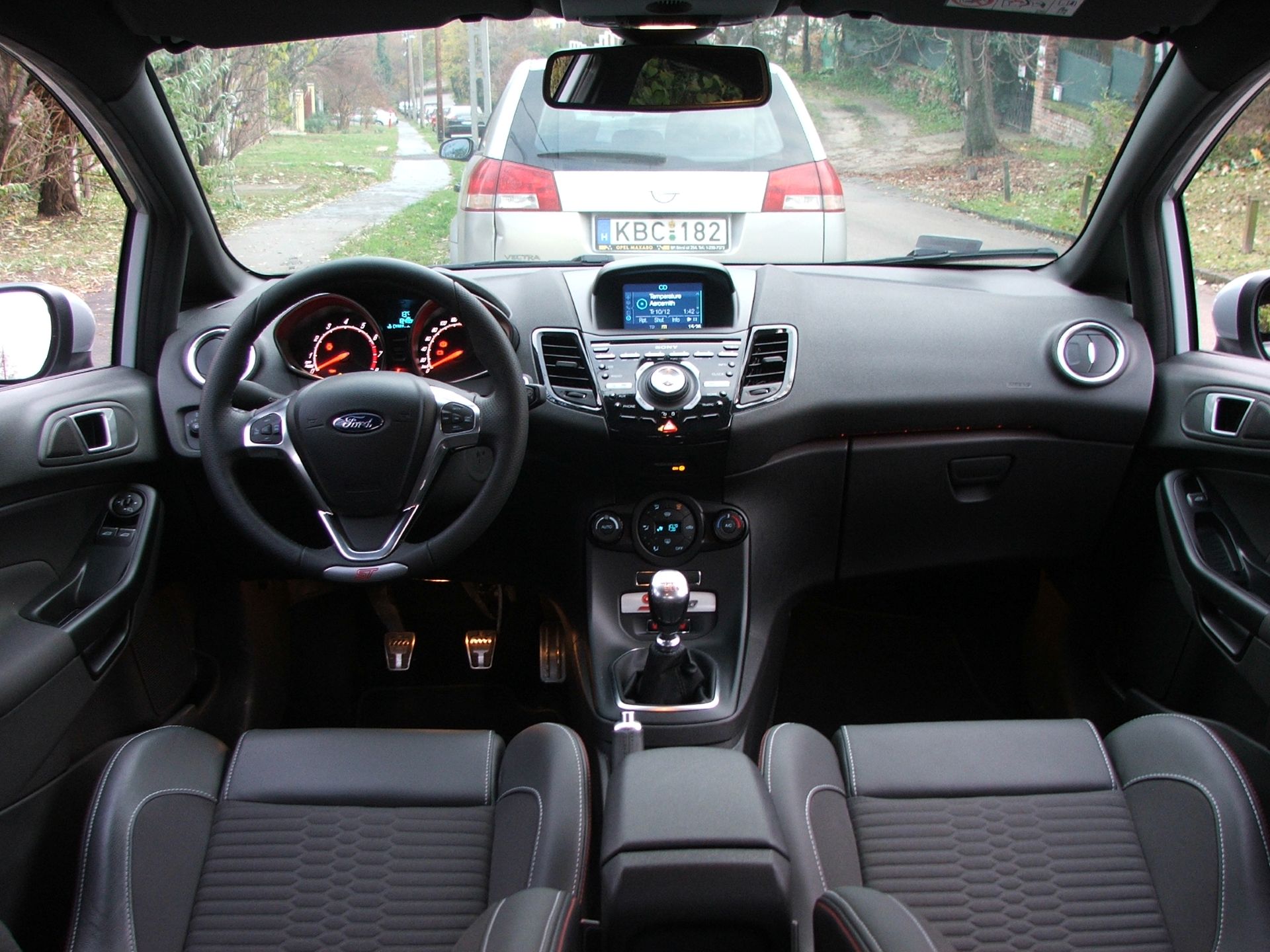 ford-fiesta-st-carnet-hir-3