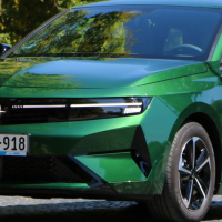 Teszt: Opel Astra Sports Tourer 1.2 MHEV
