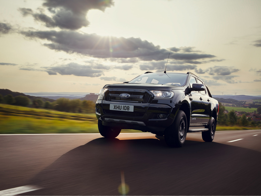 ford-ranger-black-edition