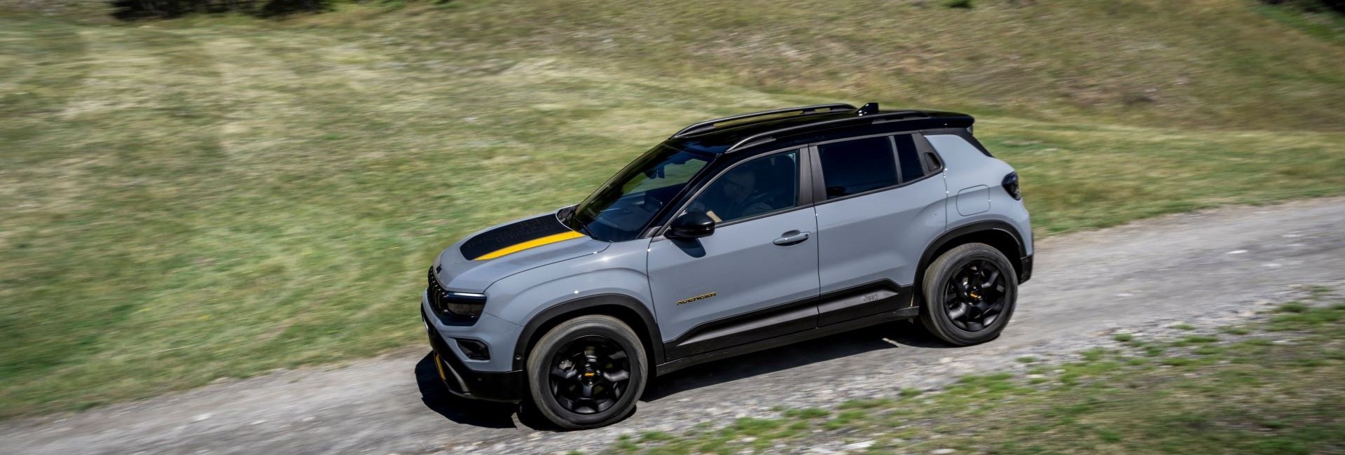 A Jeep Avenger lett az „Év kis SUV-ja” a 2024-es Top Gear Awards-on