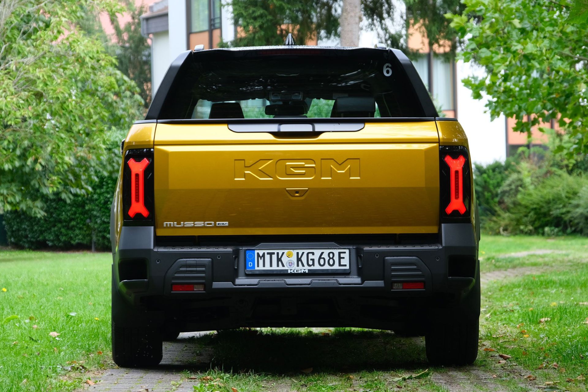 kgm-musso-ev-carnet-hir-4