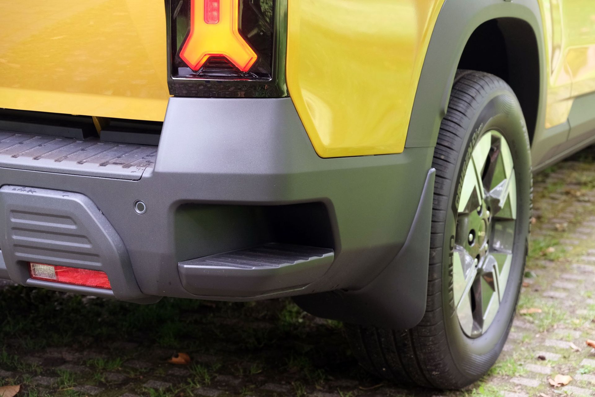 kgm-musso-ev-carnet-hir-5