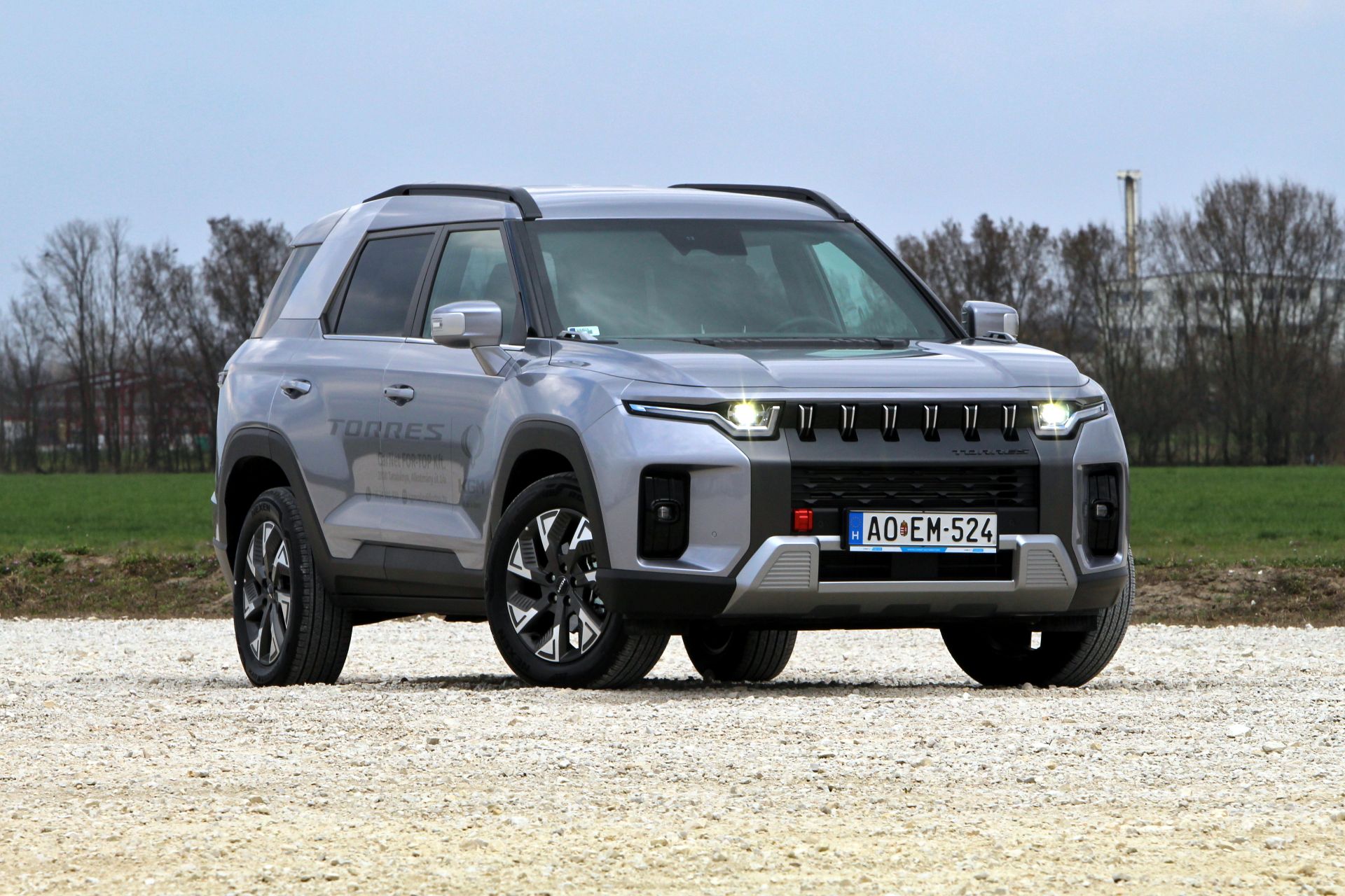 Teszt: KGM Torres Hybrid