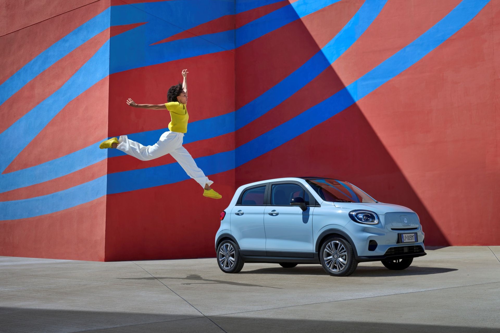 leapmotor-t03-esterni-carnet-hir-4