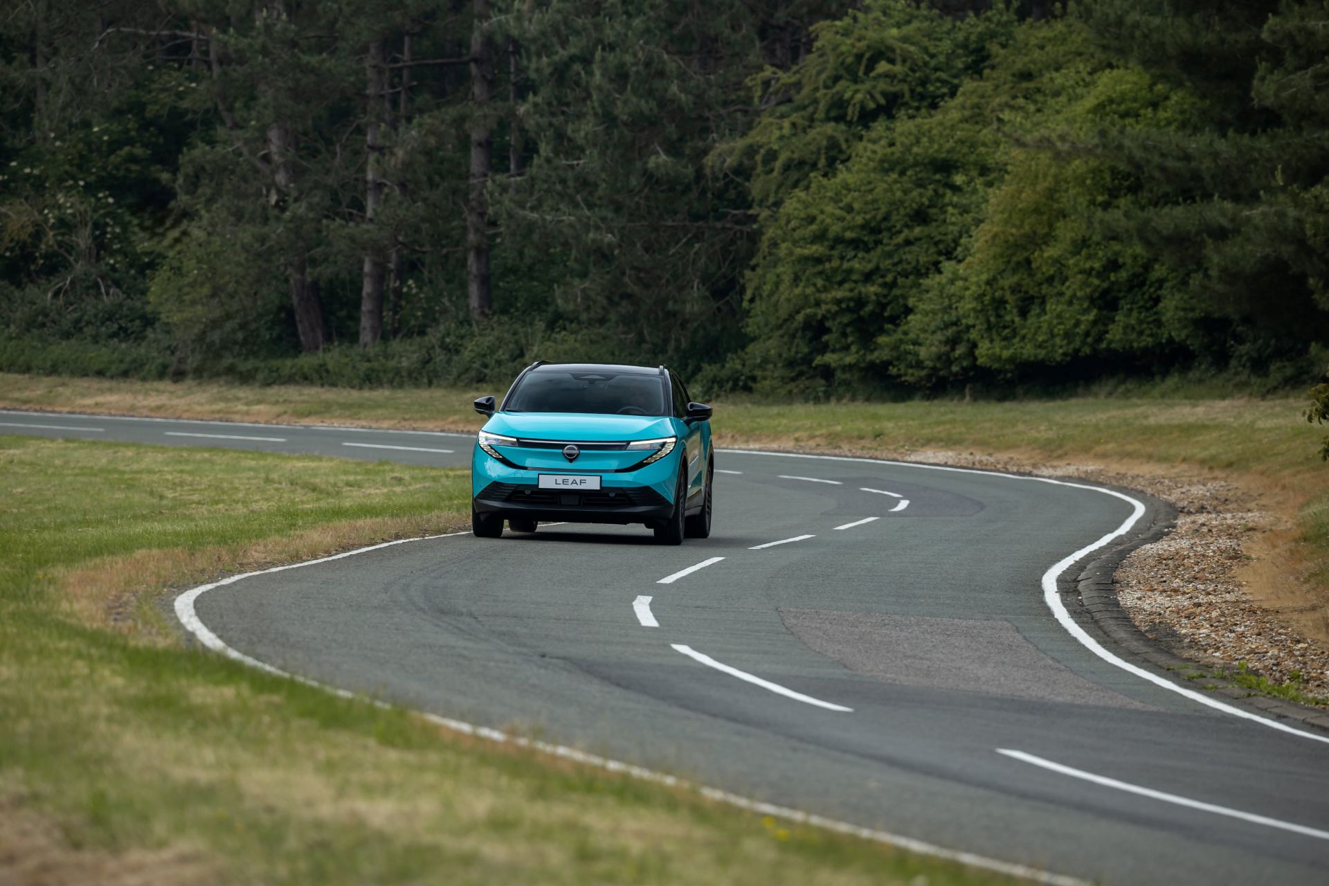 a-vilag-legjobb-hajtaslancai-kozott-a-nissan-leaf-carnet-hir-3