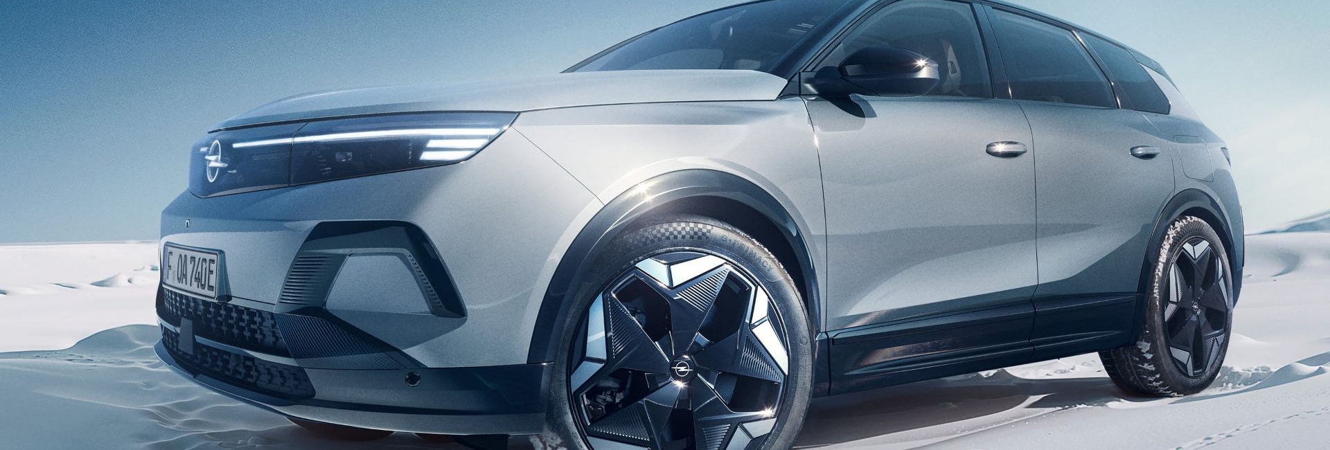 Új csúcsmodell az Opel kínálatában