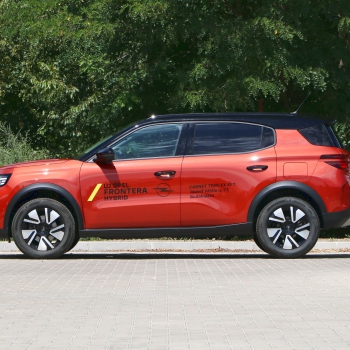 Teszt: Opel Frontera 1.2 48 V MHEV