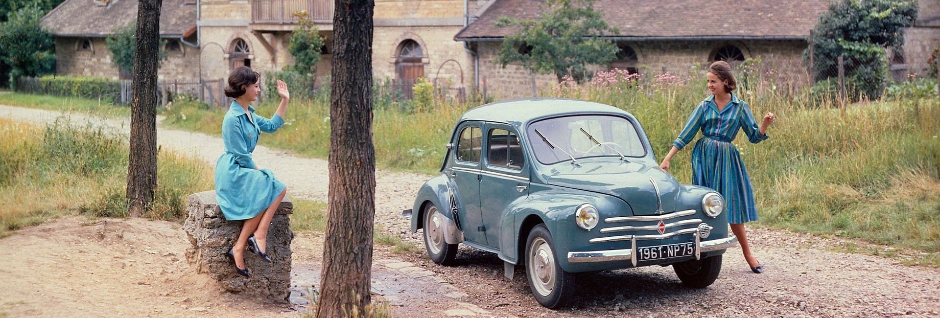 renault-4-cv-sport