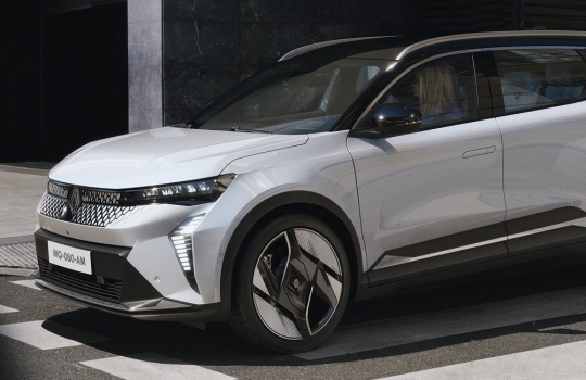 Renault-Scenic-E-Tech-electric