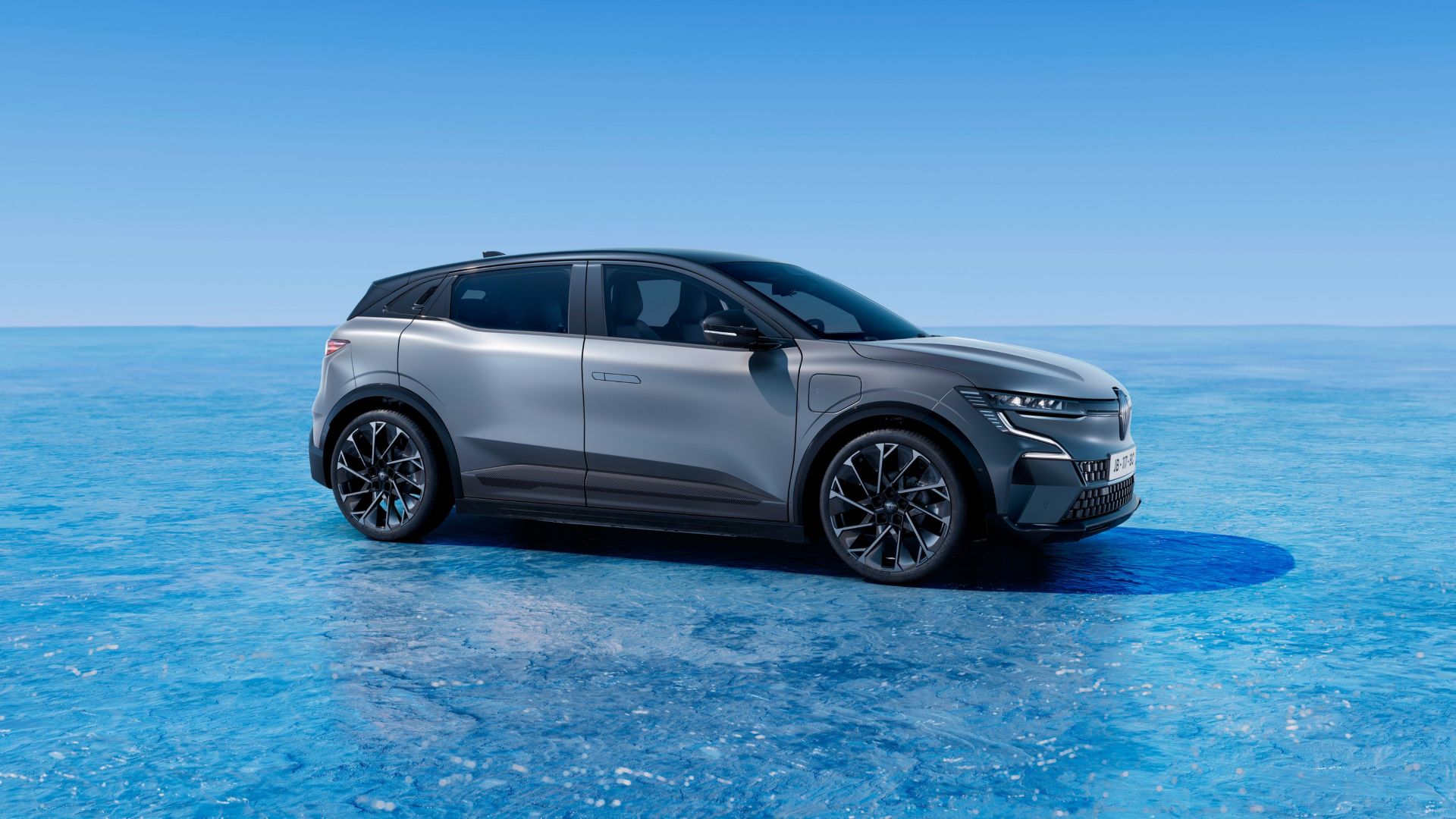 renault-megane-e-tech-electric-carnet-hir