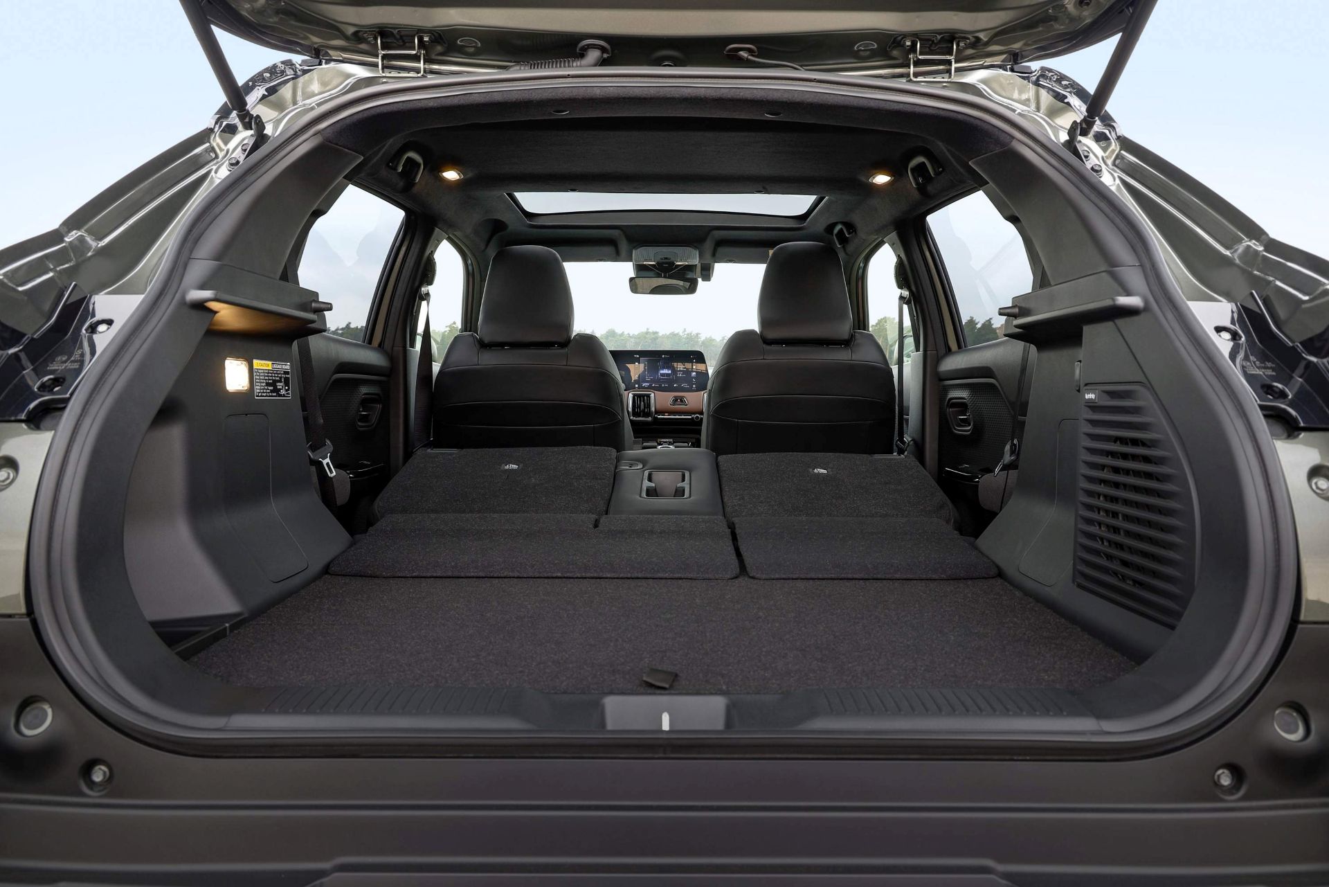 japan-rjc-ev-autoja-dijas-az-uj-suzuki-e-vitara-carnet-hir-4