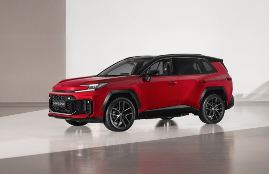 Minden eddiginél biztonságosabb Toyota jön