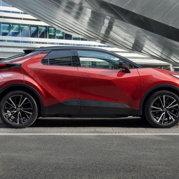Toyota C-HR Limitált Ajánlatok