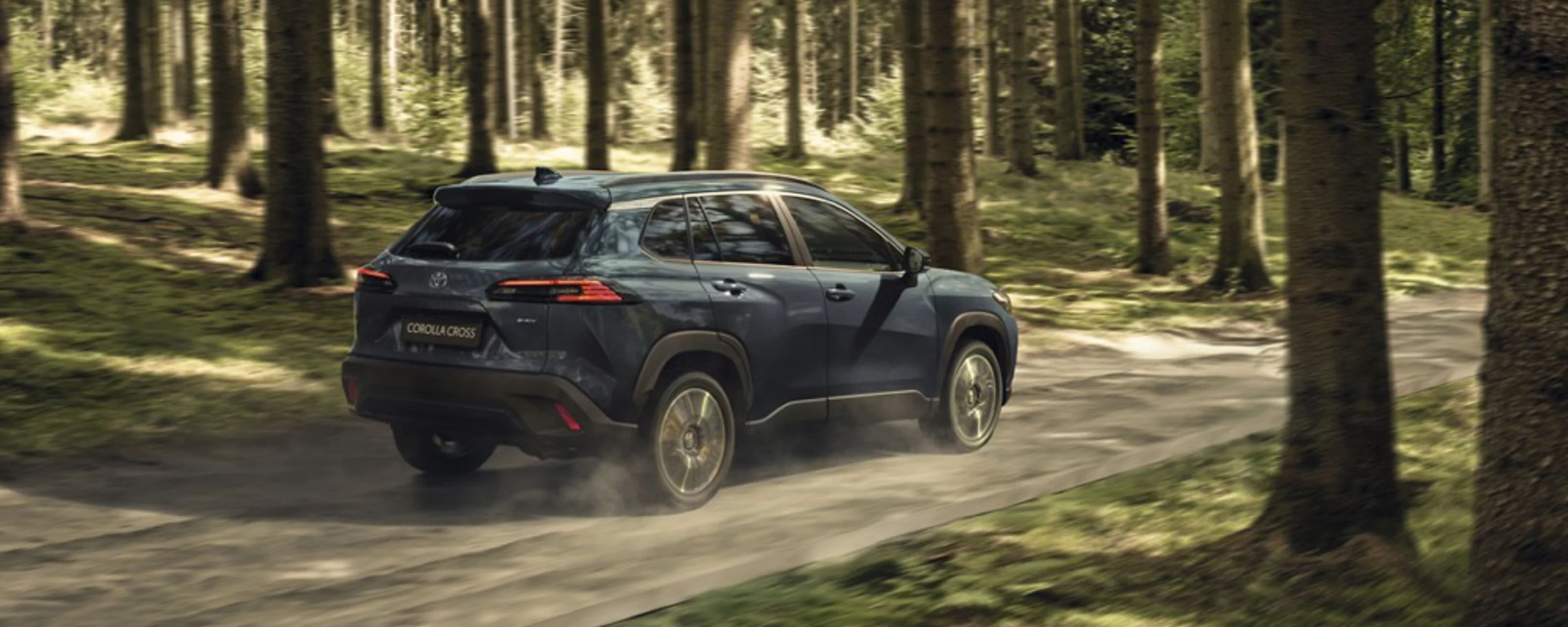 uj-toyota-camry-carnet-7