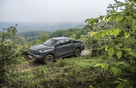 Már nem csak kemény, okos is a Toyota Hilux