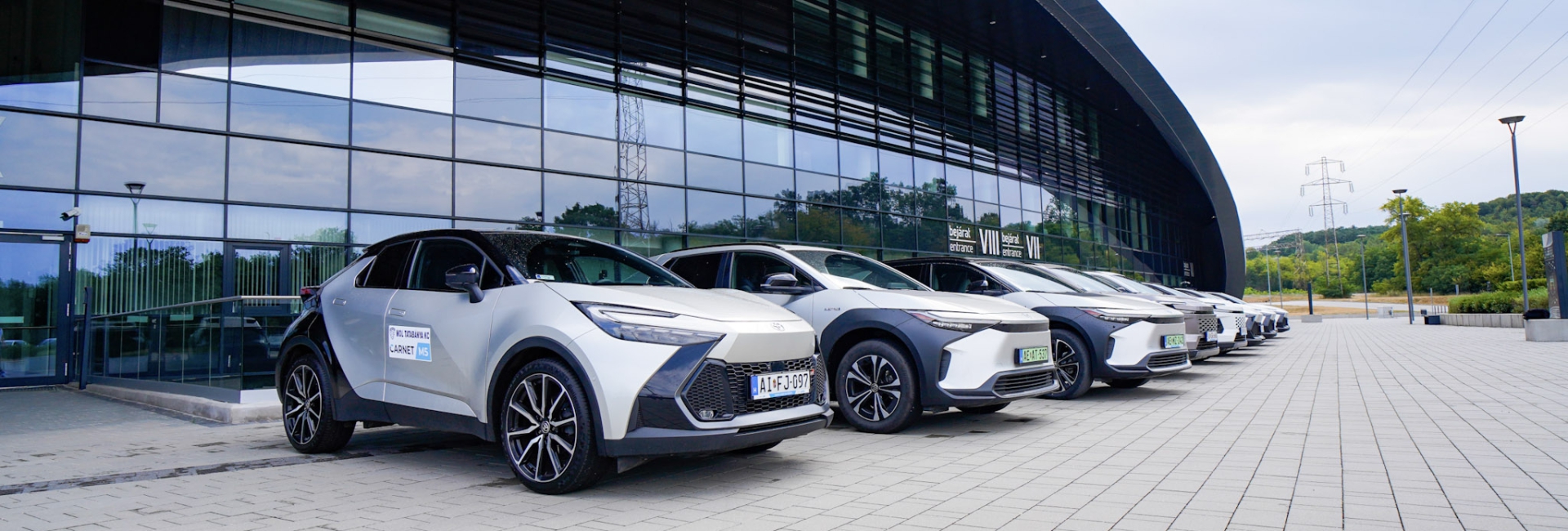 MOL Tatabánya KC és Toyota CARNET M5: a piacvezető autómárkával erősít a bajnoki bronzérmes és EHF Európa Kupa-ezüstérmes kézilabdacsapat