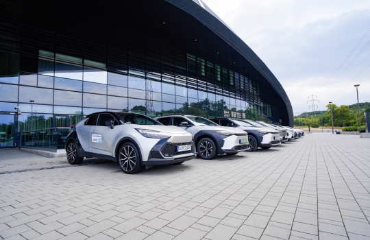 MOL Tatabánya KC és Toyota CARNET M5: a piacvezető autómárkával erősít a bajnoki bronzérmes és EHF Európa Kupa-ezüstérmes kézilabdacsapat