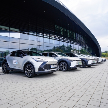 MOL Tatabánya KC és Toyota CARNET M5: a piacvezető autómárkával erősít a bajnoki bronzérmes és EHF Európa Kupa-ezüstérmes kézilabdacsapat